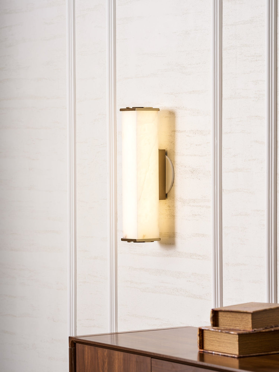 Cuboid Alabaster Vägglampa