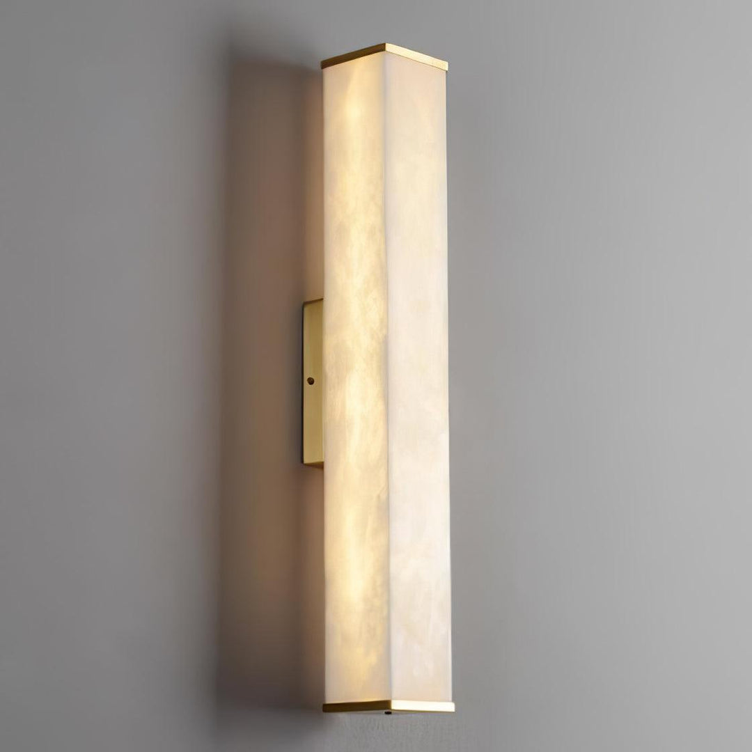 Cuboid Alabaster Vägglampa