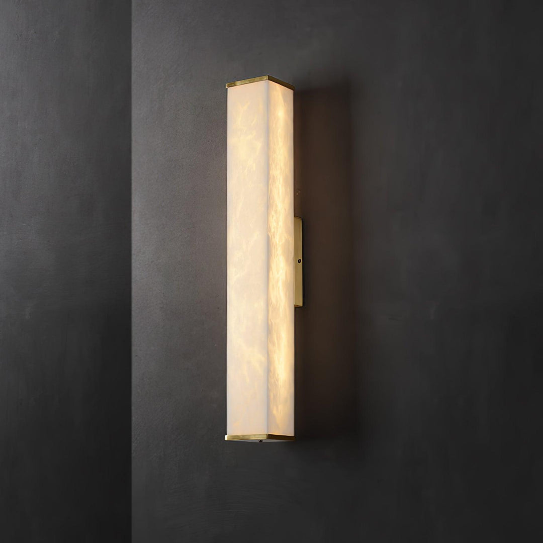Cuboid Alabaster Vägglampa