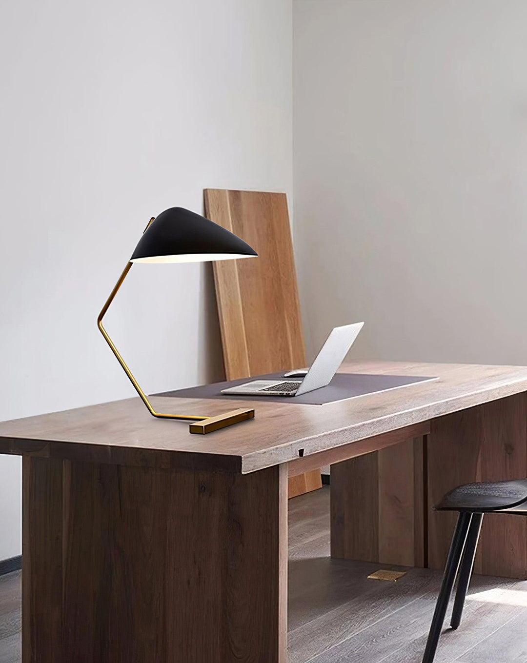 Kurvilinjär Mid-Century Bordslampa