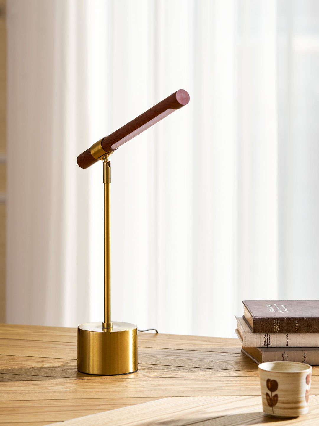 Linjär Bordslampa