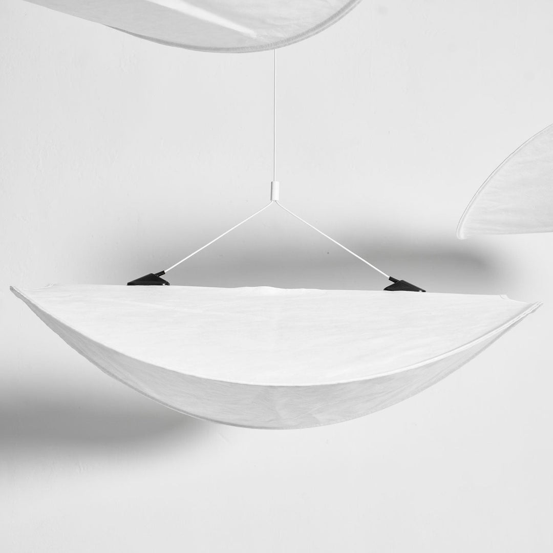Tense Tyvek Pendellampa