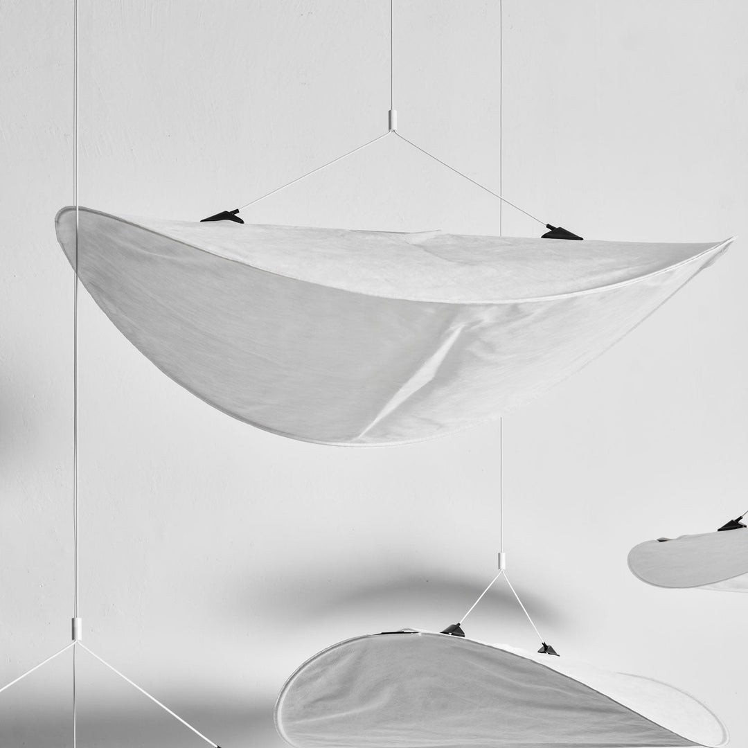 Tense Tyvek Pendellampa