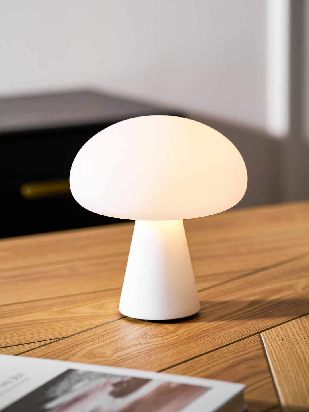 Obello Bärbar Uppladdningsbar Bordslampa