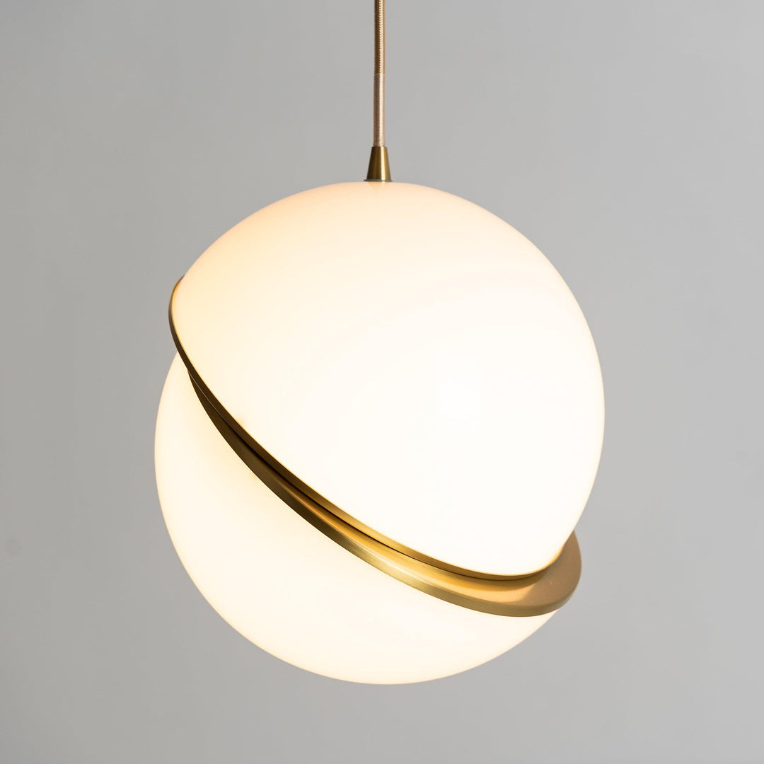 Crescent Pendellampa