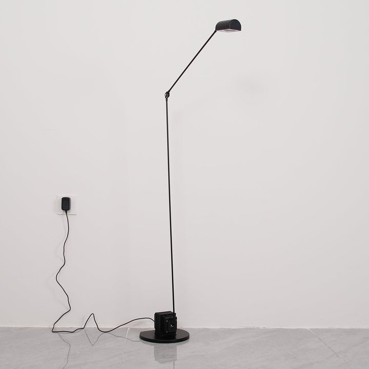 Dynamo Golvlampa
