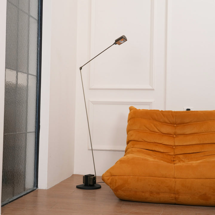 Dynamo Golvlampa