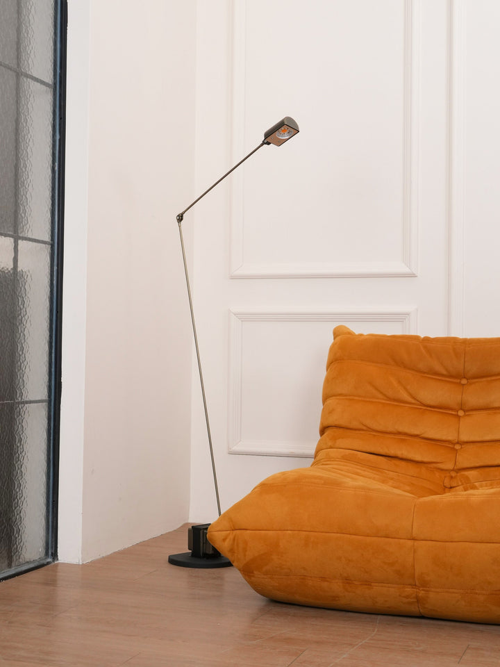 Dynamo Golvlampa