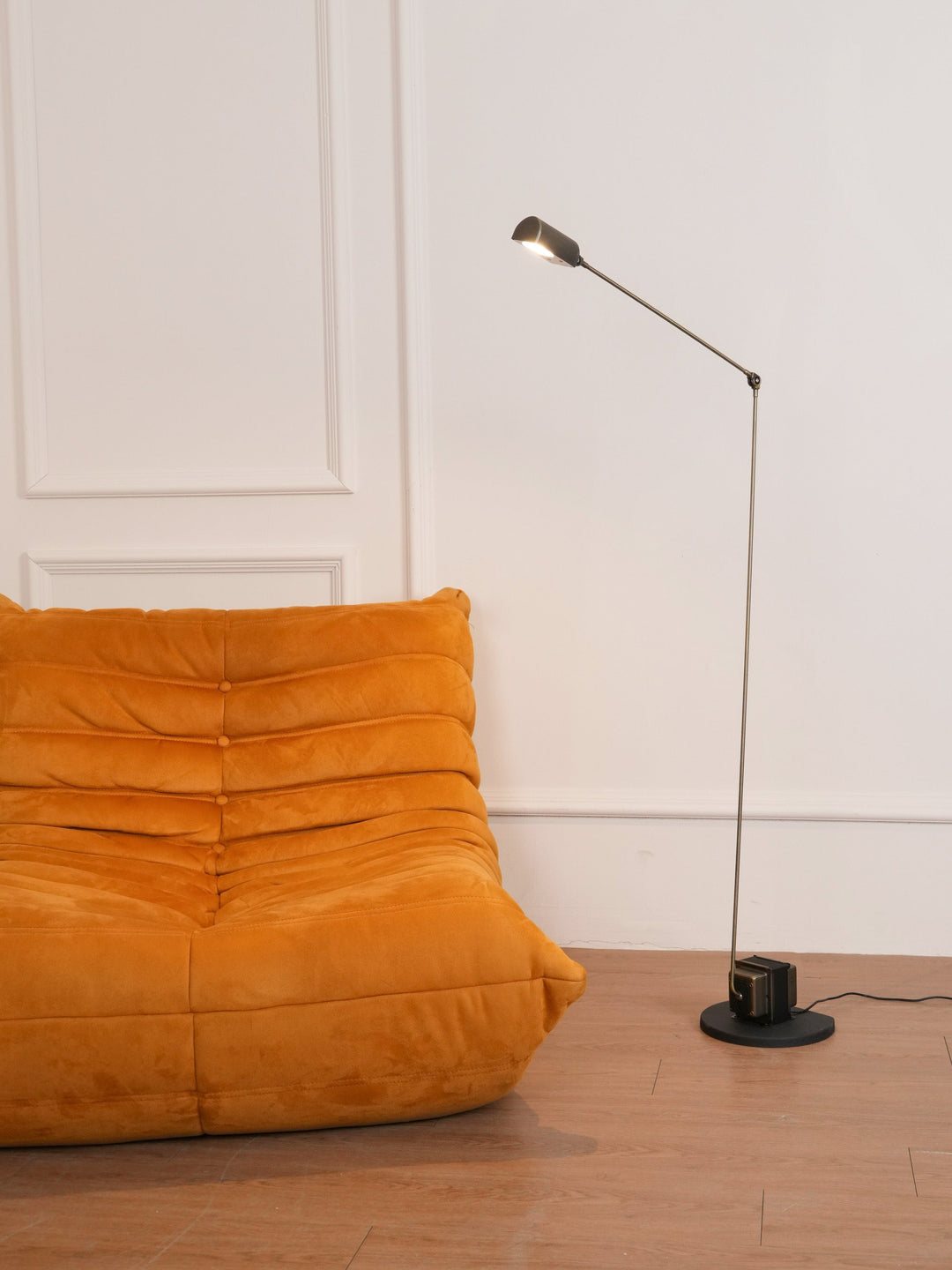 Dynamo Golvlampa
