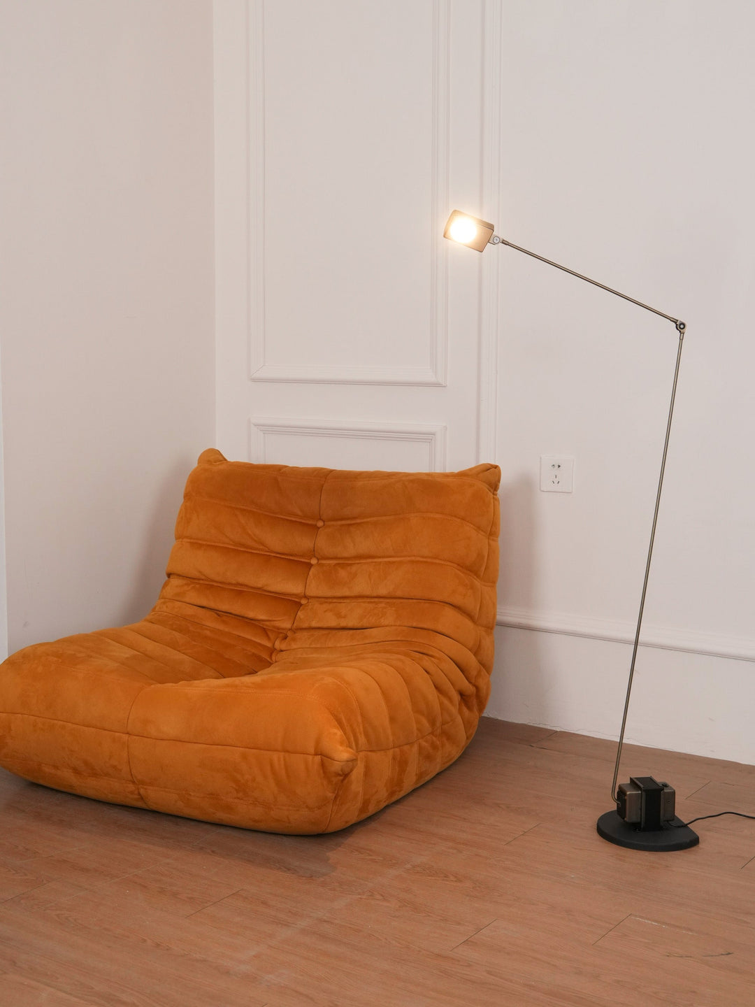 Dynamo Golvlampa