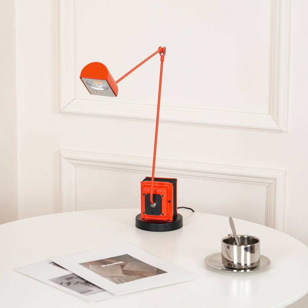 Dynamo Bordslampa
