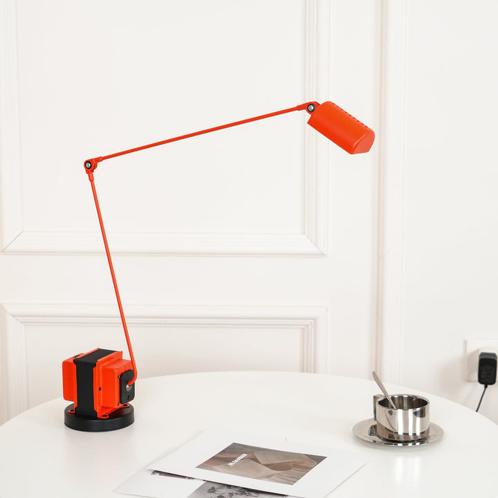 Dynamo Bordslampa