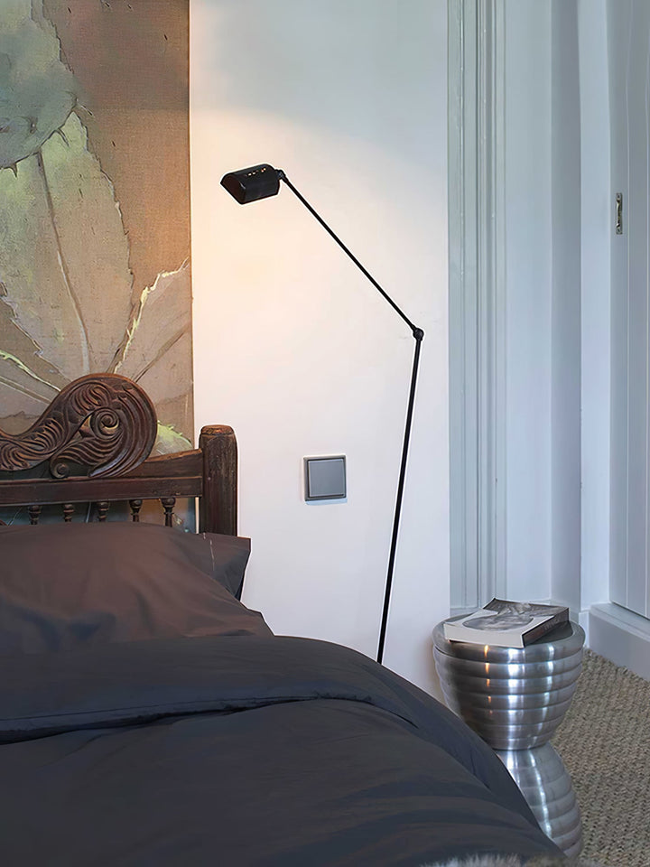 Dynamo Golvlampa