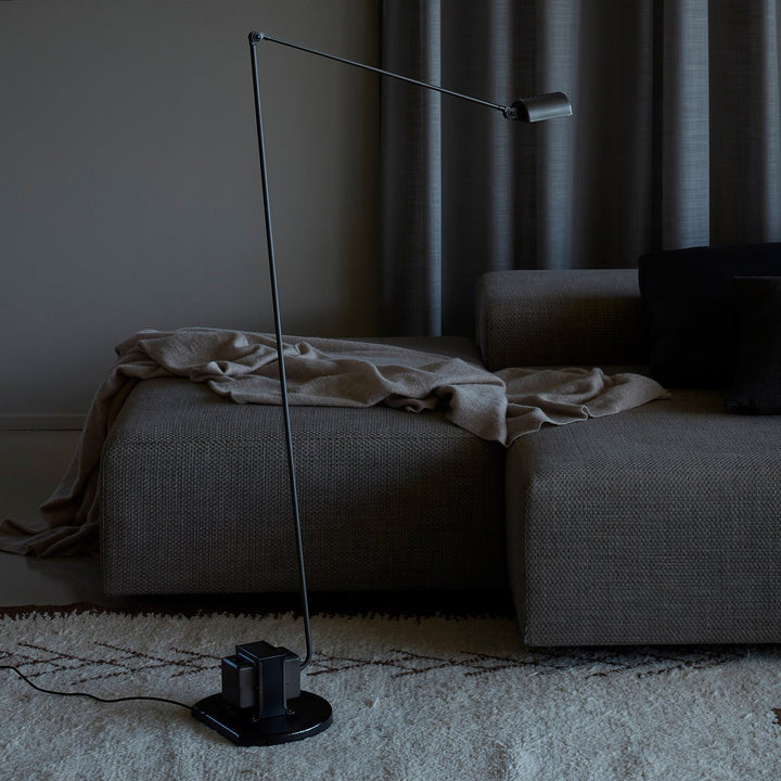 Dynamo Golvlampa