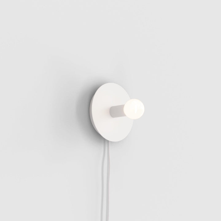 Dot Vägglampa