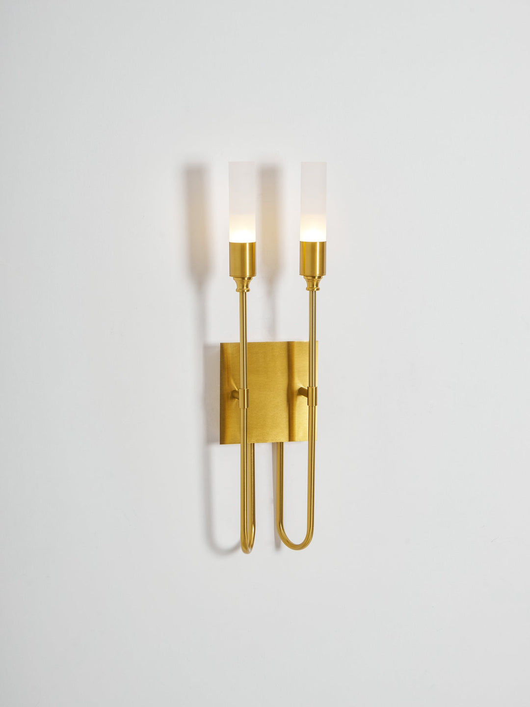 Pilar Vägglampa
