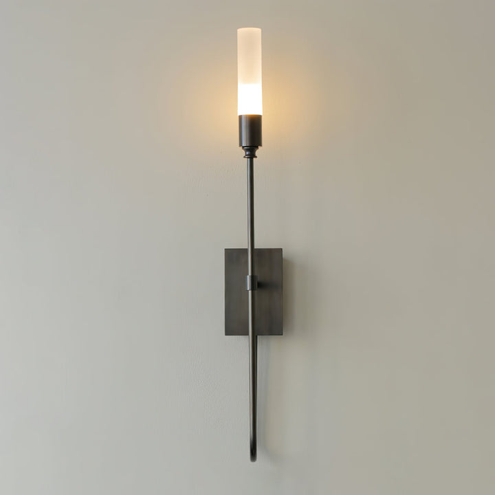Pilar Vägglampa