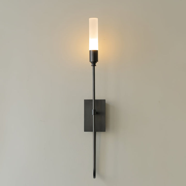 Pilar Vägglampa