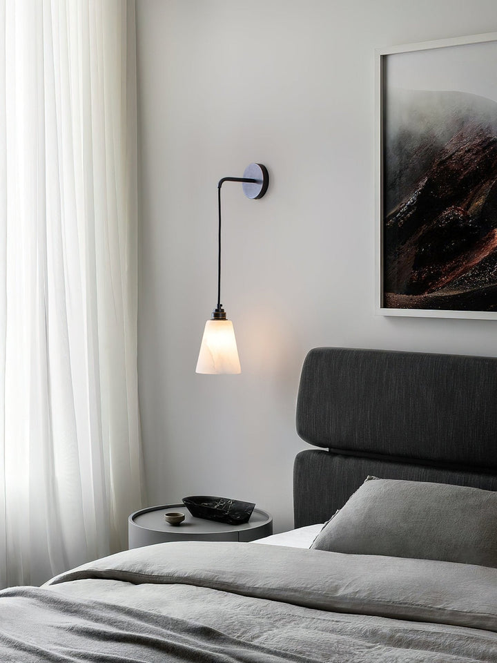 Droplet Alabaster Vägglampa