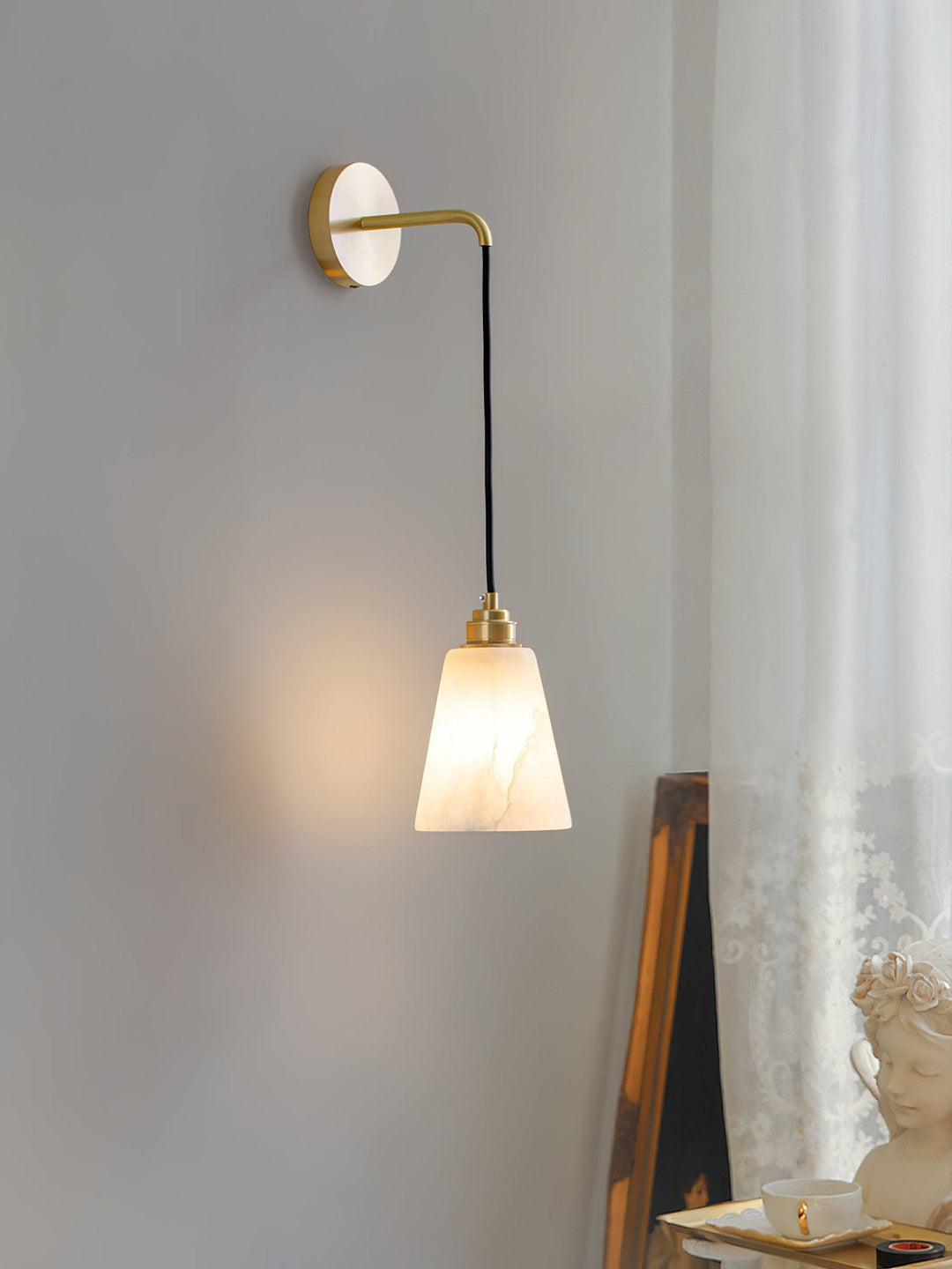 Droplet Alabaster Vägglampa