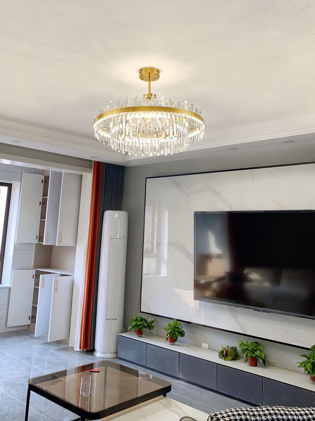 Trumglas Chandelier