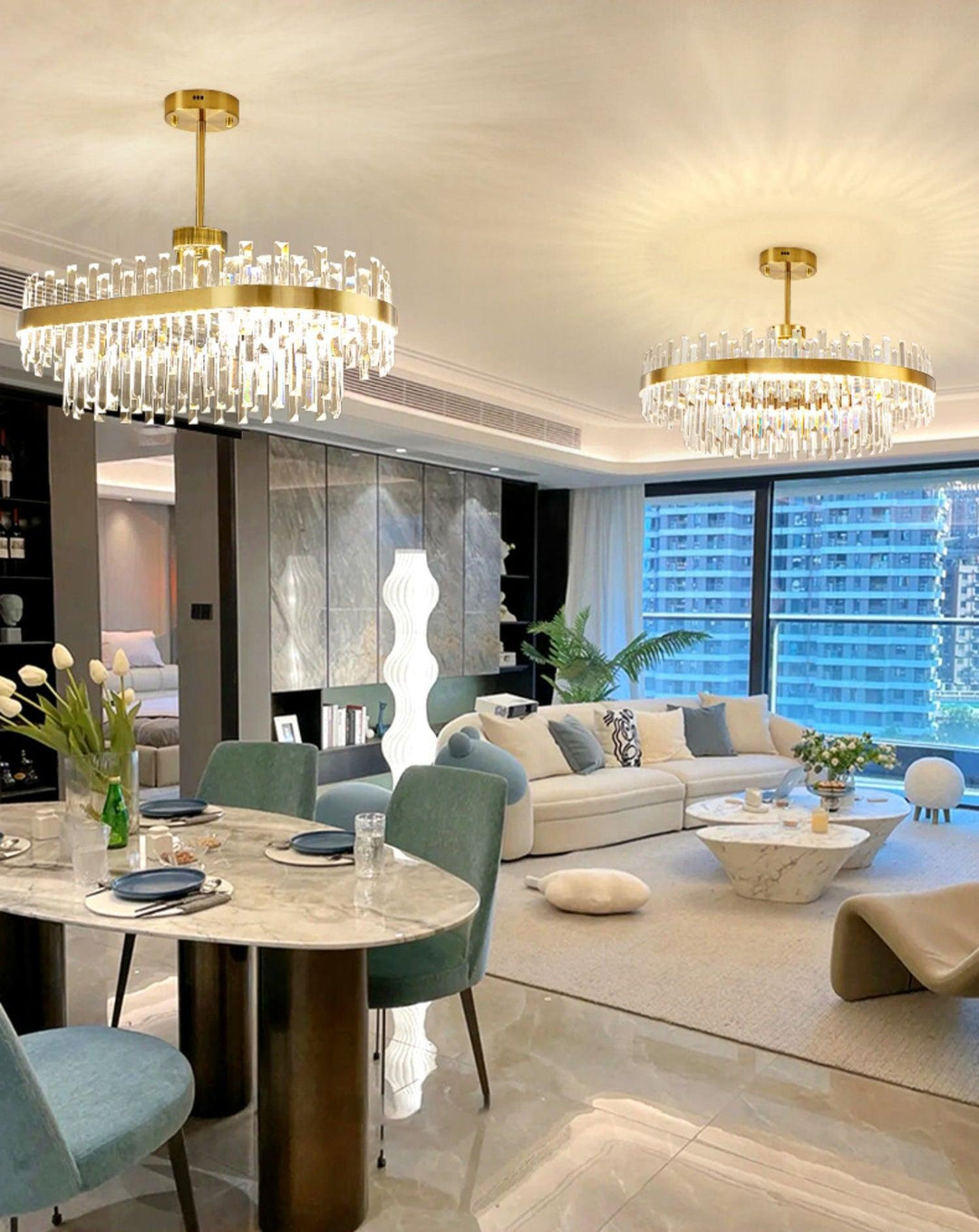 Trumglas Chandelier
