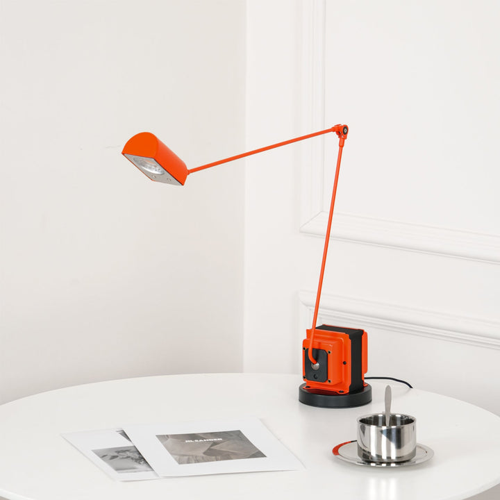 Dynamo Bordslampa