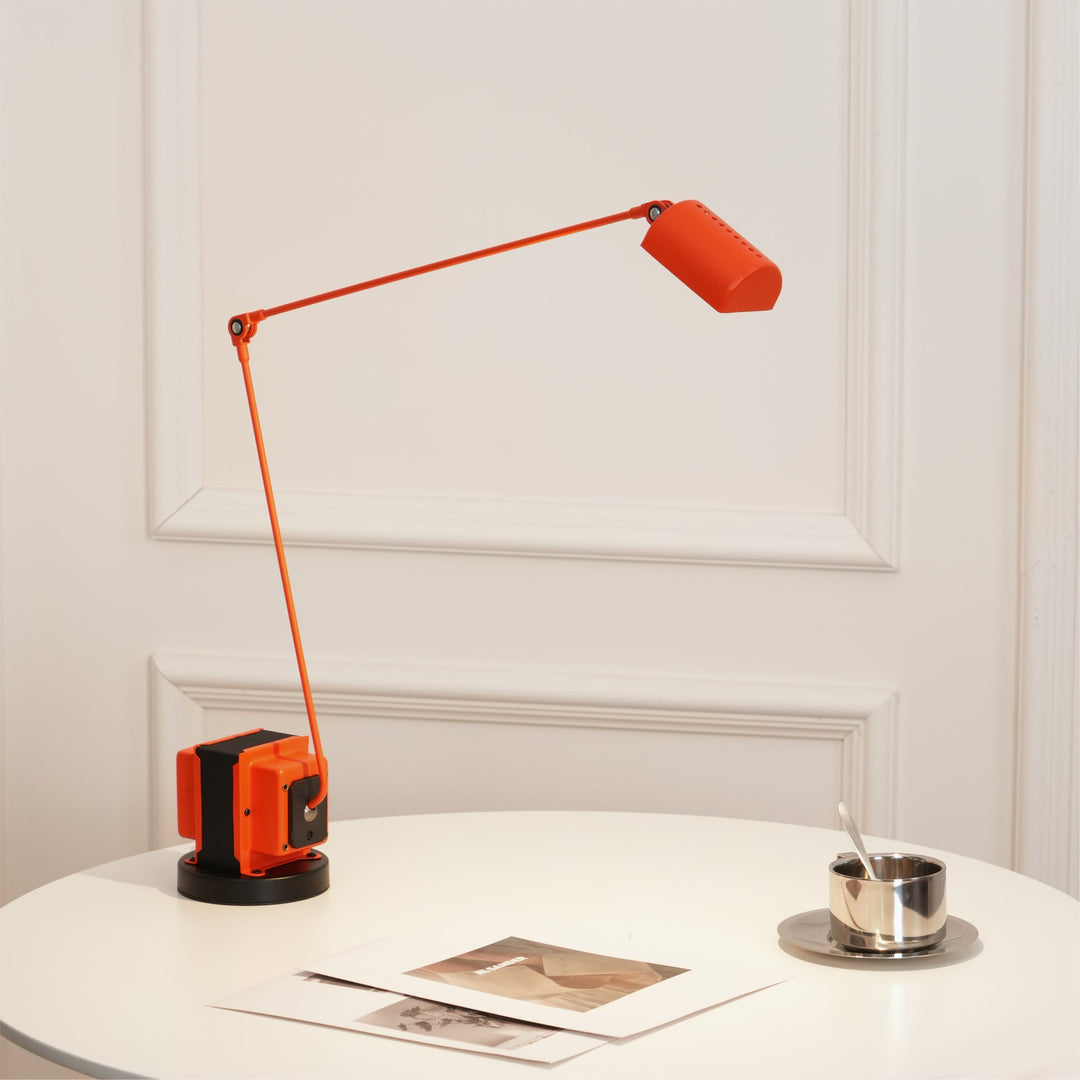 Dynamo Bordslampa