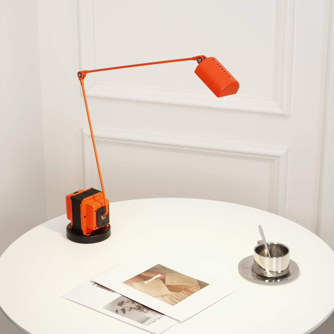 Dynamo Bordslampa