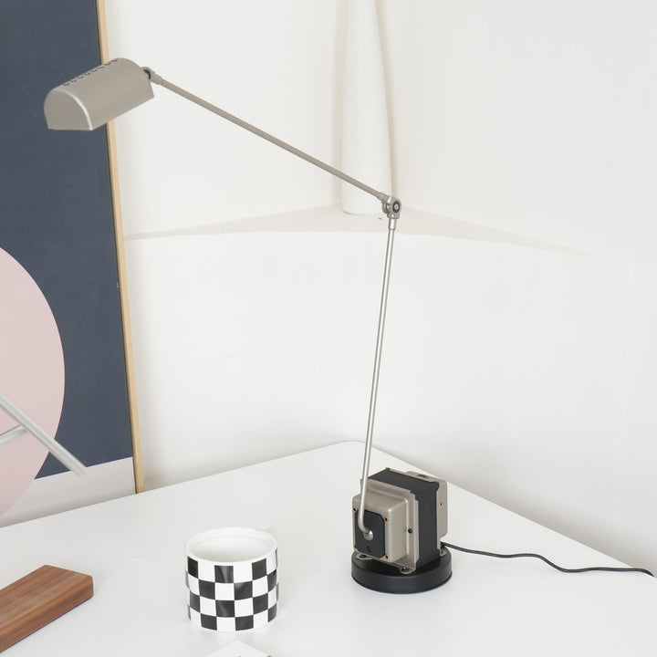 Dynamo Bordslampa