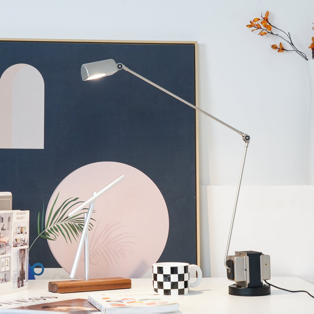 Dynamo Bordslampa