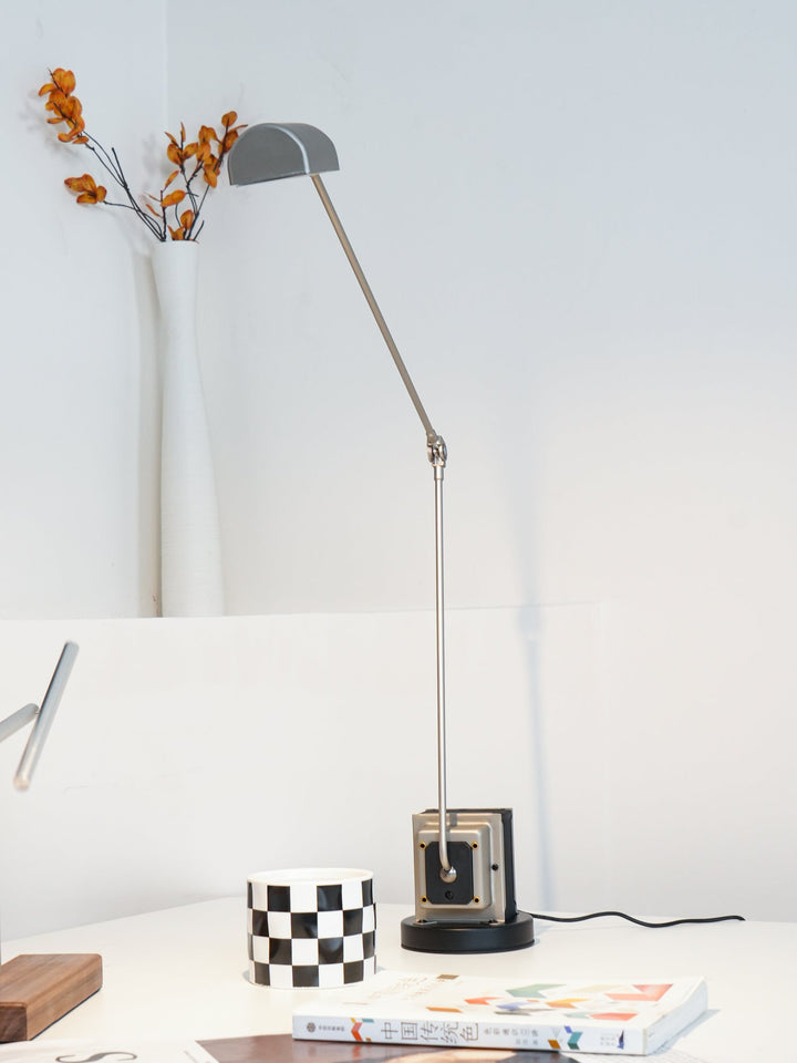 Dynamo Bordslampa