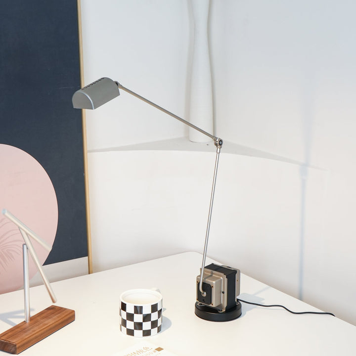 Dynamo Bordslampa