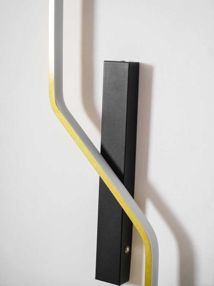 Echelon Vägglampa