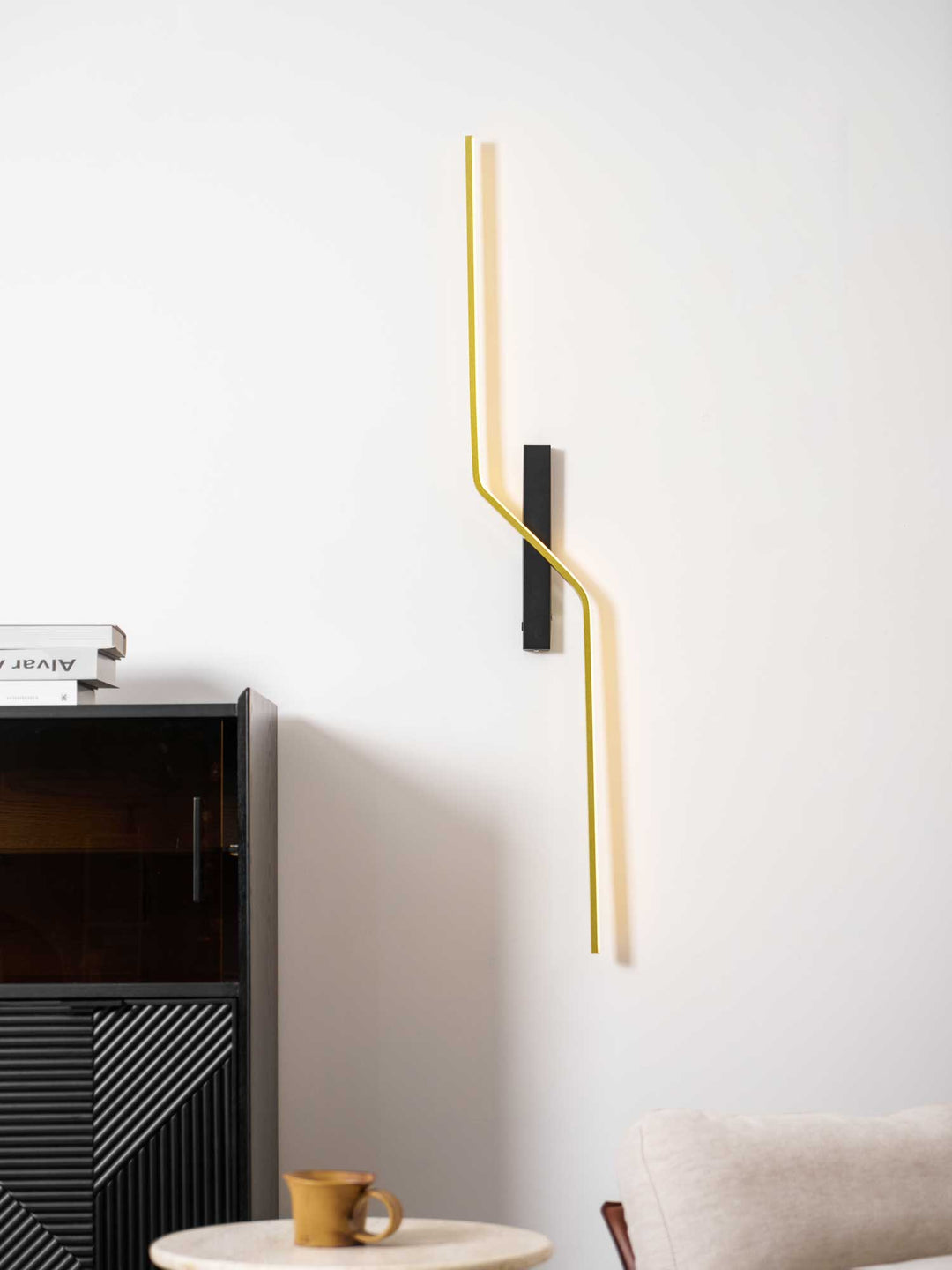 Echelon Vägglampa