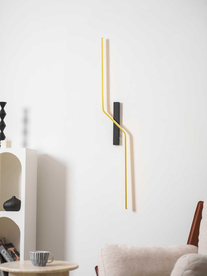 Echelon Vägglampa