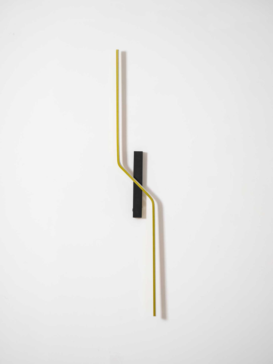 Echelon Vägglampa