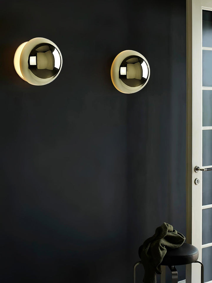 Aurum Sphere Vägglampa