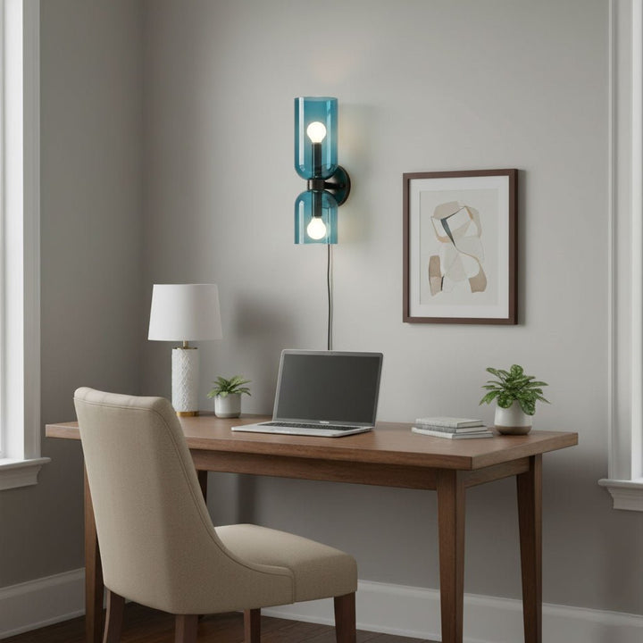 Edie Plug-In Vägglampa