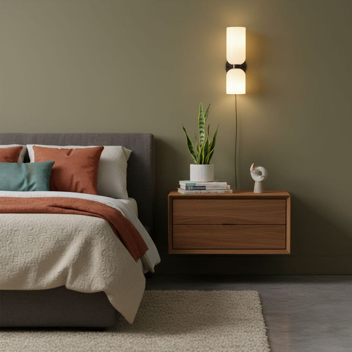 Edie Plug-In Vägglampa