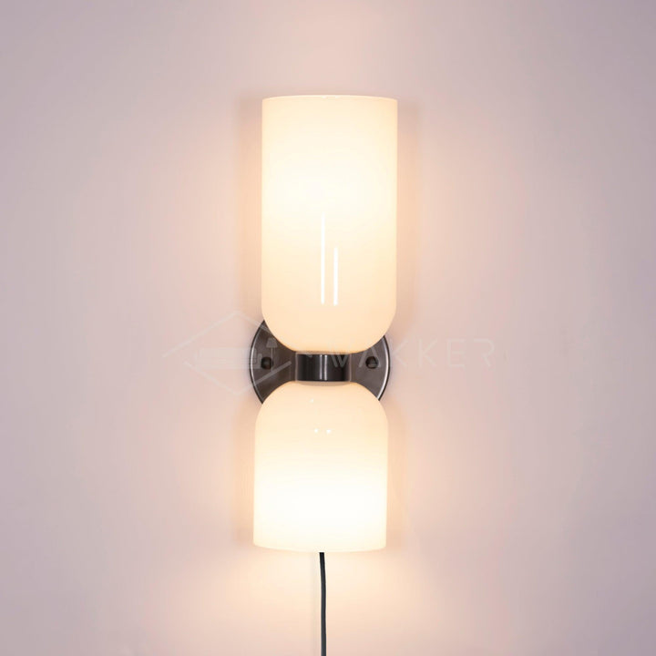 Edie Plug-In Vägglampa