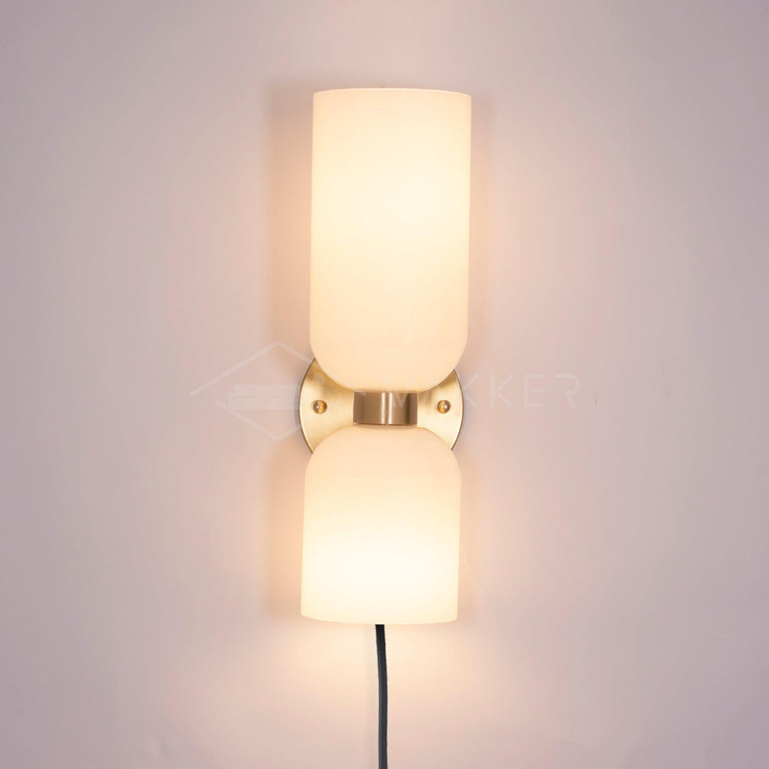 Edie Plug-In Vägglampa