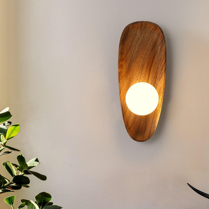 Eivor Vägglampa