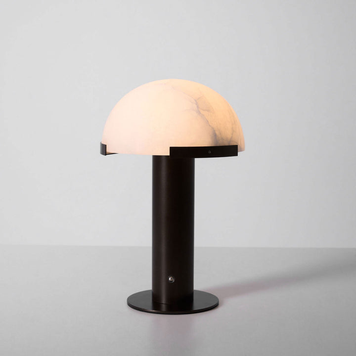 Elegance Alabaster Bordslampa