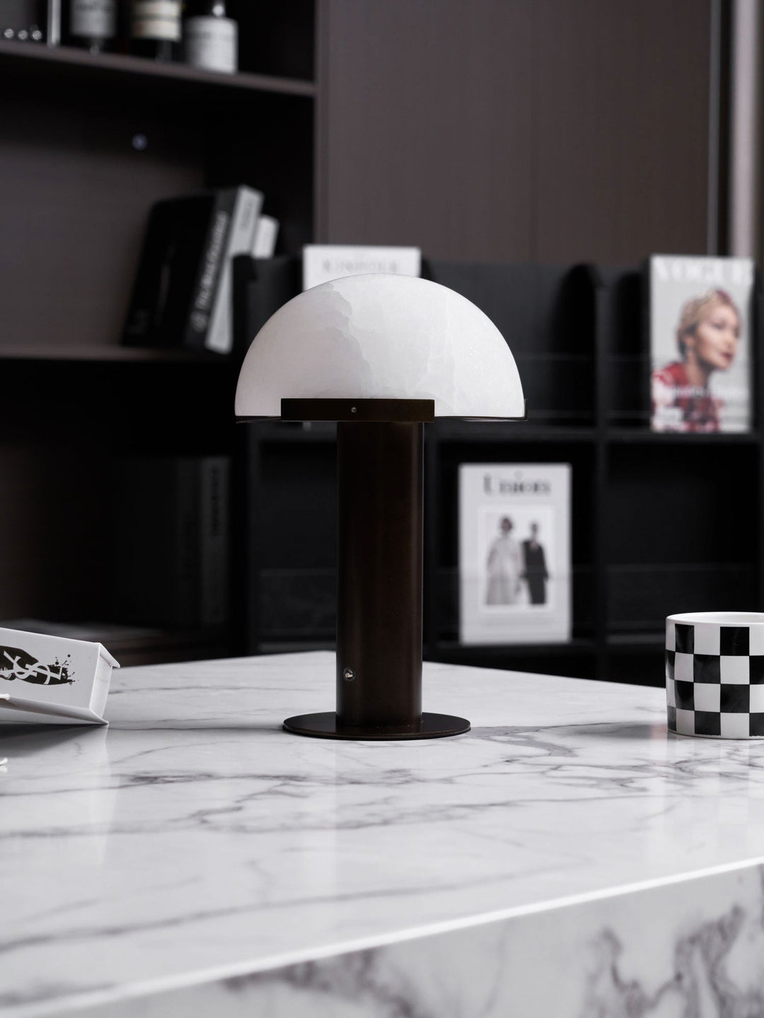 Elegance Alabaster Bordslampa