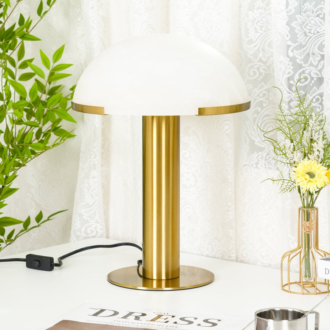 Elegance Alabaster Bordslampa