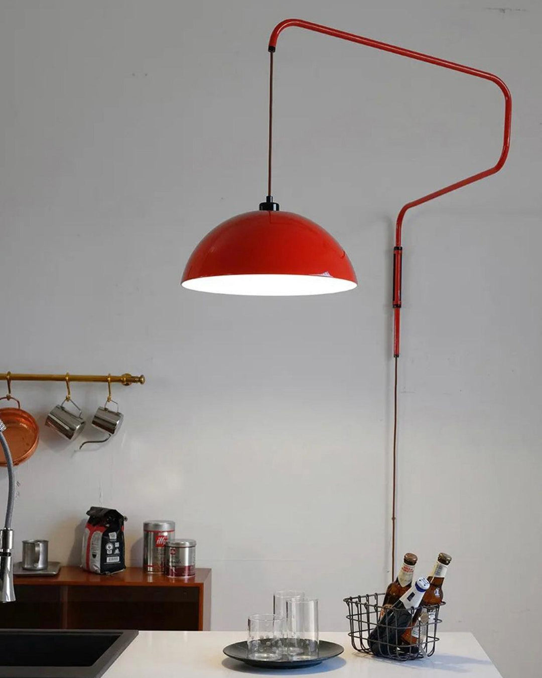 Elio Plug In Vägglampa