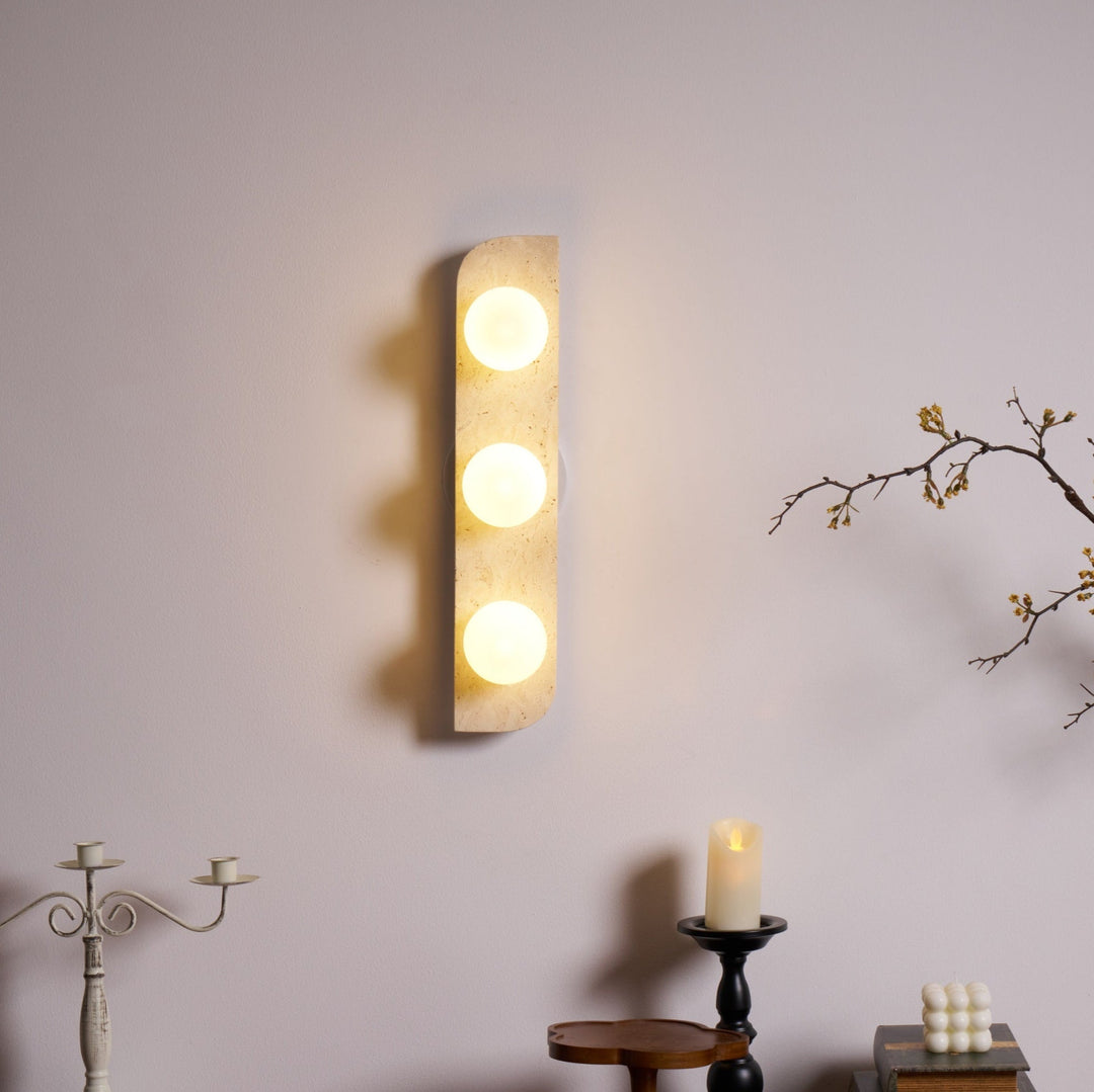 Elysian Travertine Vägglampa