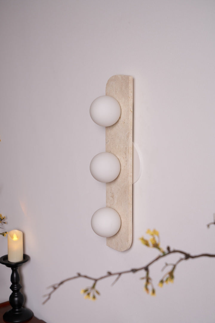 Elysian Travertine Vägglampa
