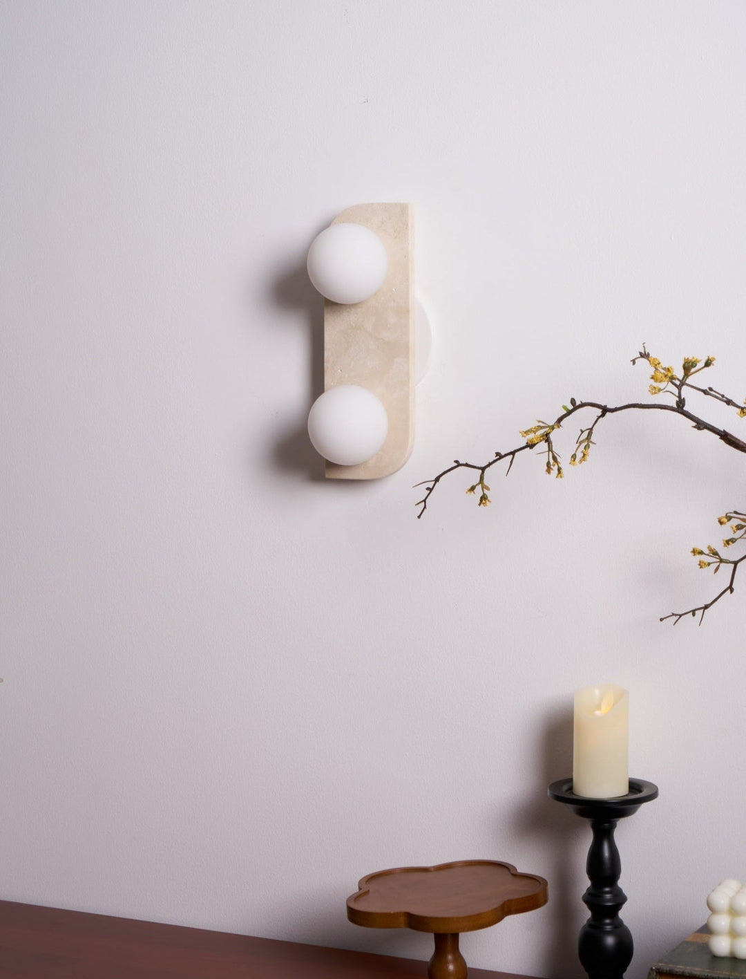 Elysian Travertine Vägglampa